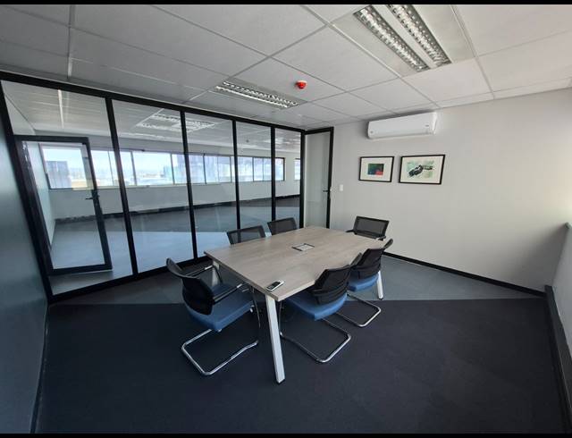290M² OFFICE TO LET IN SANDTON CENTRAL